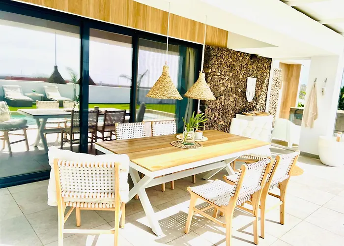 El Palmeral - Exlusive With Private, Heated Pool In Villa Corralejo